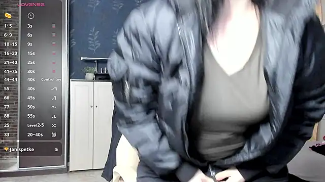 Živý XXX chat Lucky_Milf