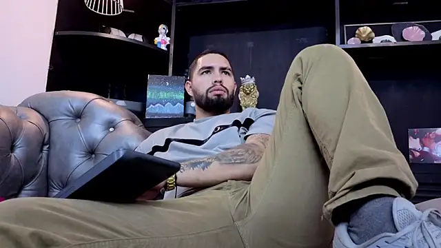 matteosantos live XXX chat