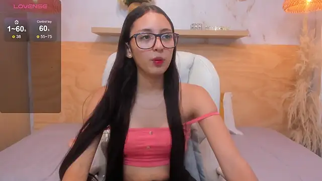 Lasira_ThillのライブXXXチャット