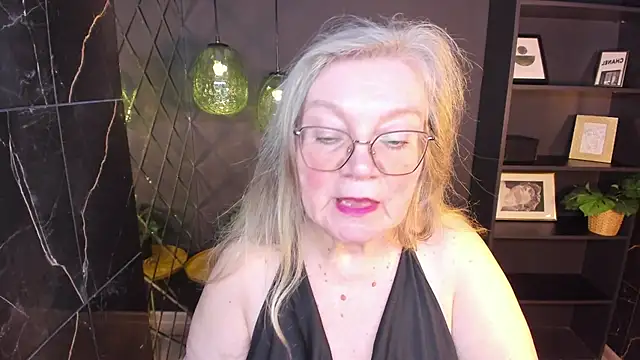 NataliMellow's Live XXX Chat