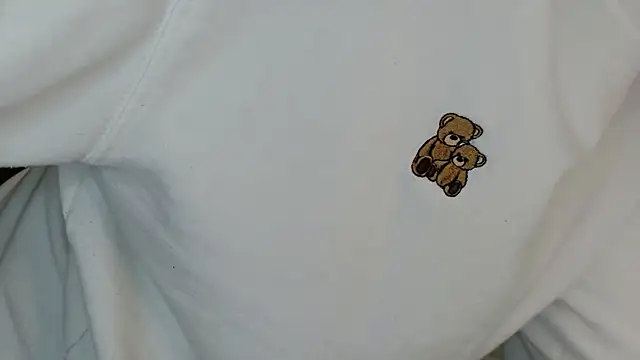 Chat +18 de itsme_LEON ao vivo