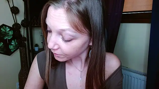 EmillyPlay's Live XXX Chat