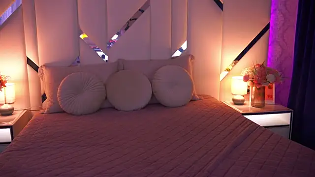 CuteeFoxyのライブXXXチャット