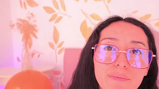 Chatroom XXX en direct de Ginevra_esposito