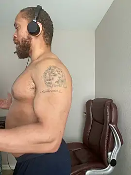 Fathero1time 现场XXX聊天