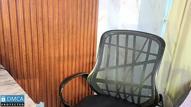 nena_cupcake_ 现场XXX聊天