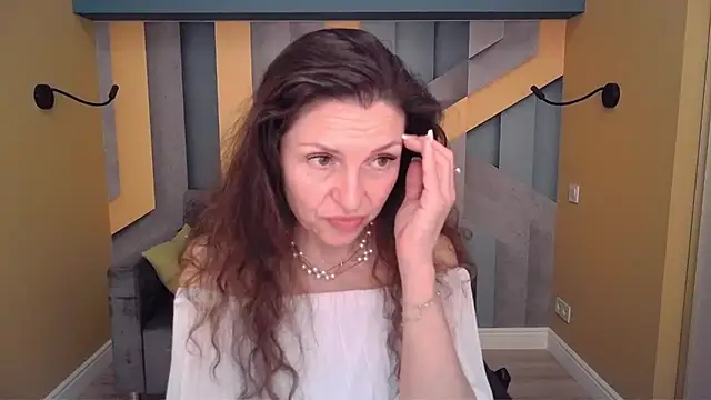 Chat XXX en directo de EllaLong