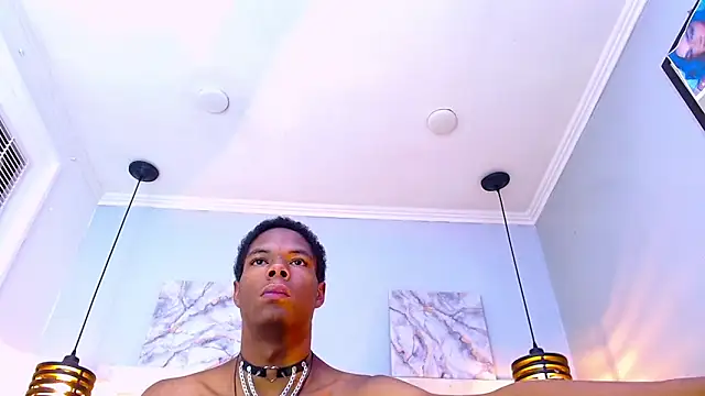 Santiago_Ortiz_ Live XXX-Chat