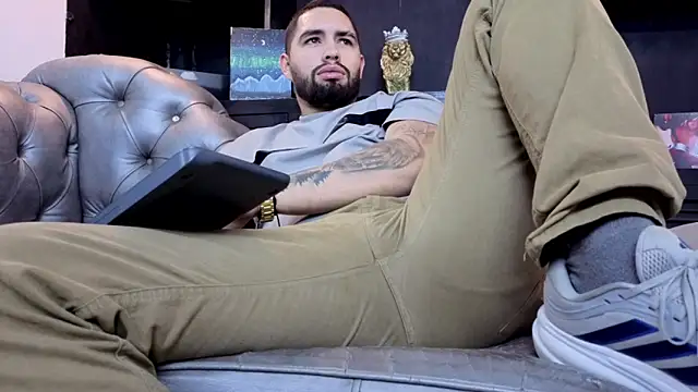 matteosantos: απευθείας συνομιλία ΧΧΧ