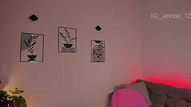 annie_barozzi's Live XXX Chat