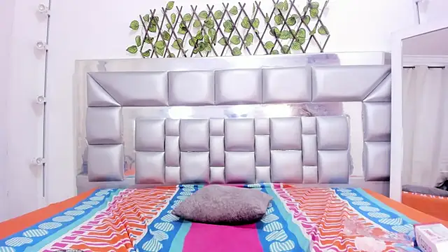 LexiStarkxのライブXXXチャット