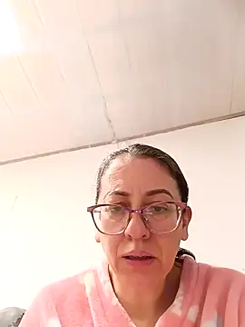 Chatroom XXX en direct de miss_hanna07