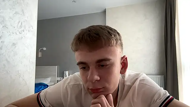 Вебкам-шоу SoloFury