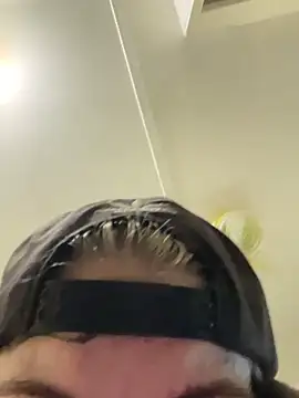 โชว์เว็บแคมของ IttyBittyStonie