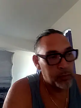 Show modela Big_vittollo na web-kameri