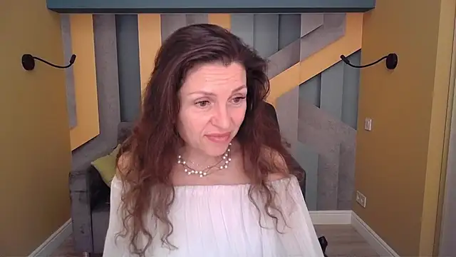 Chatroom XXX en direct de EllaLong