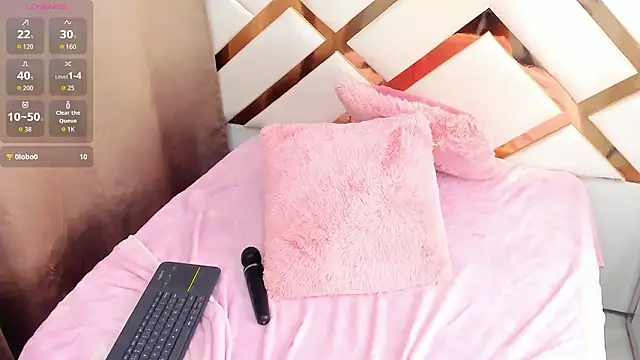 Chat XXX en directo de GianinaLewis