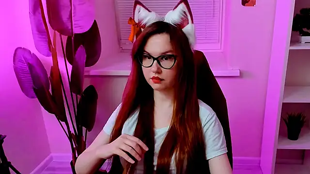 CarolGiggly Adlı Modelin Canlı XXX Sohbeti