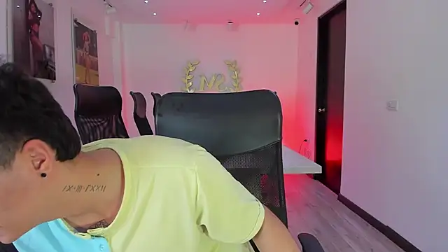 BenitoSaenz Chat XXX live