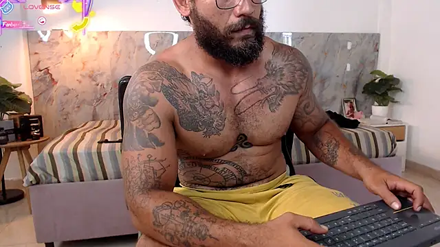 Czat XXX na żywo – hanz_col