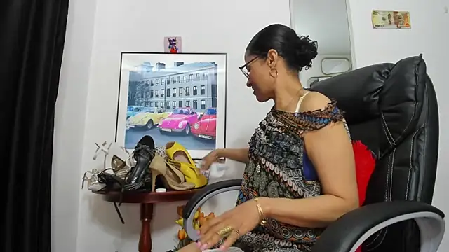 Aries_Mature webcam show