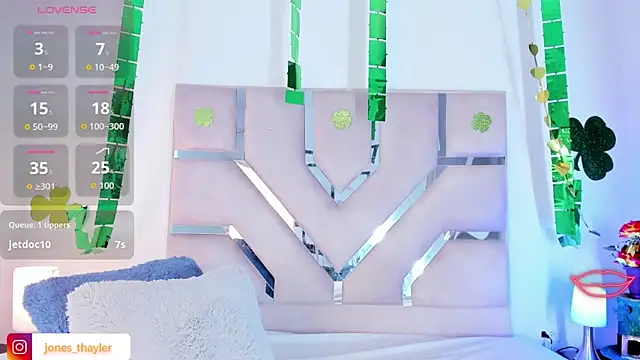 Thayler_jones 现场XXX聊天