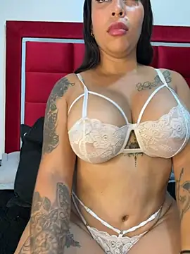 Онлайн чат XXX AndreaaRoss_