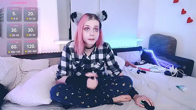 Littlepinkcat élő XXX-chatje