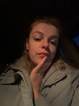 Онлайн чат XXX HarrietDart