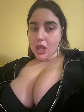 Show de marouskasecret na webcam