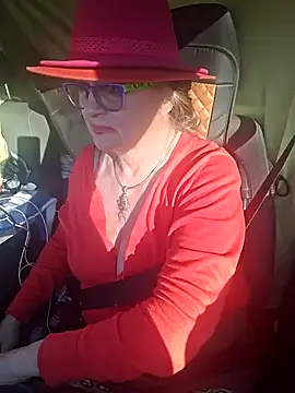 Hot-Muci Live XXX Chat