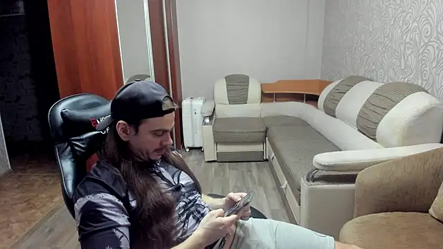 AlansonofDaddy: онлайн-секс-чат