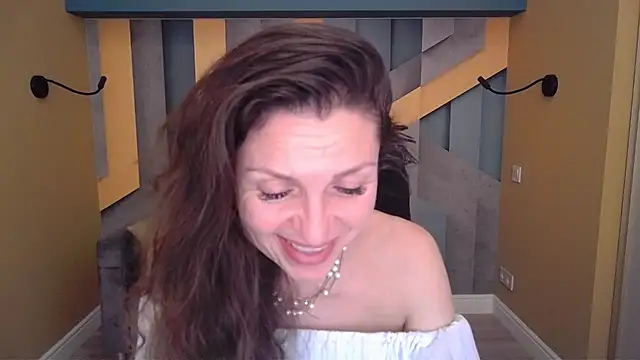 Chat XXX en directo de EllaLong