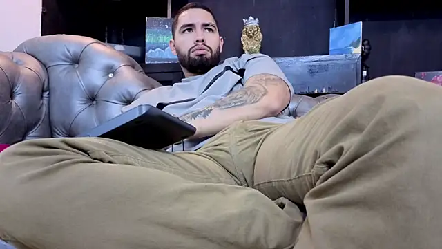 matteosantosのライブXXXチャット