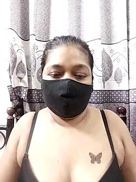 lucky-1990 Adlı Modelin Web Kamerası Şovu