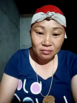 kalara_kail élő XXX-chatje