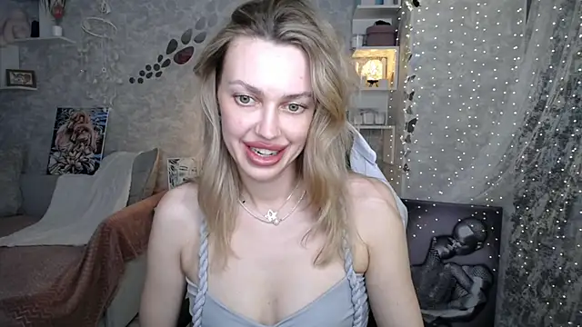 NickyAdamidi 现场XXX聊天