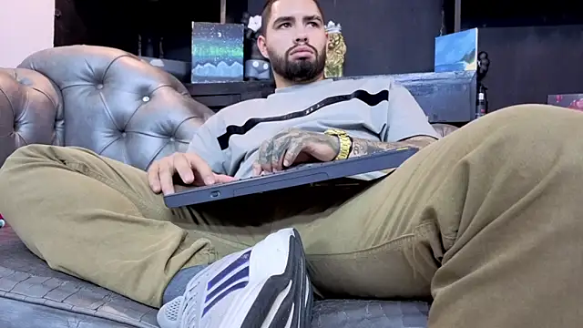 matteosantos élő XXX-chatje