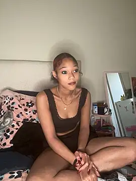 Tamiii420 Chat XXX in diretta