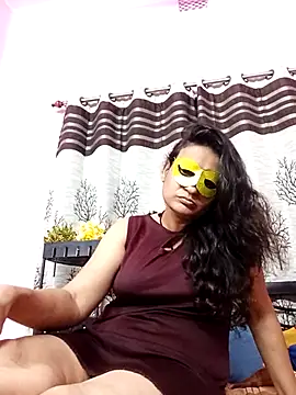 Gullapi 现场XXX聊天