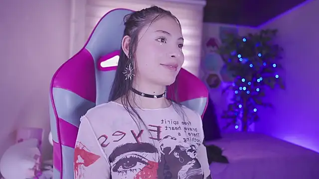 Rebecah_1 即時 XXX 聊天