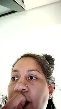 Tiphanydirty3 live XXX chat