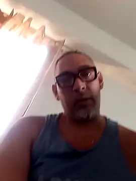 Big_vittollo Adlı Modelin Canlı XXX Sohbeti