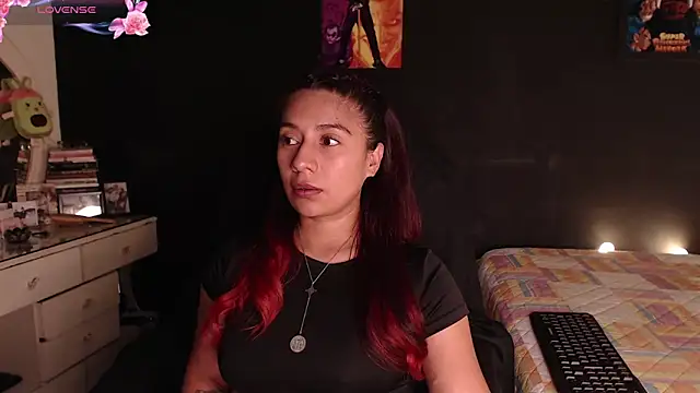 yes0225's Live XXX Chat