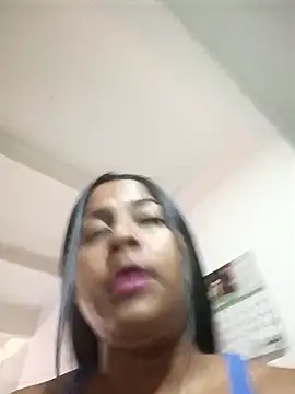 Giselabrunette25 Chat XXX in diretta