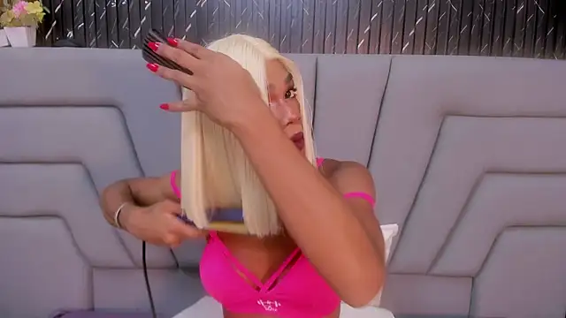 NaomiSteward Webcam-Show