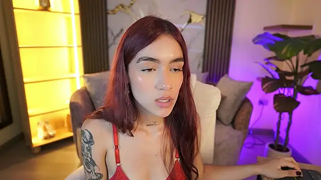 دردشة TessaaFox الجنسية المباشرة