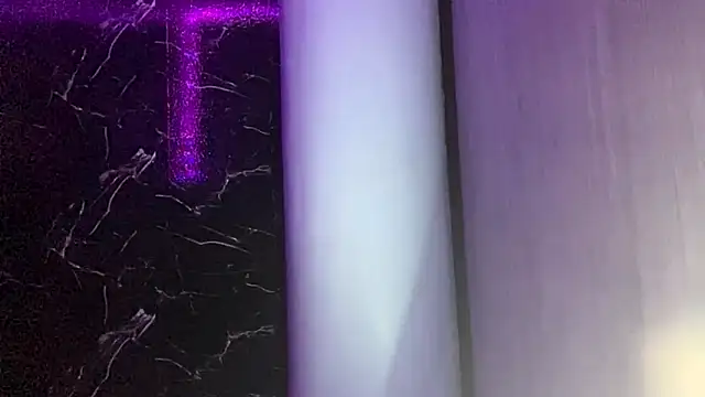 urhottie_lottie – webcam-show