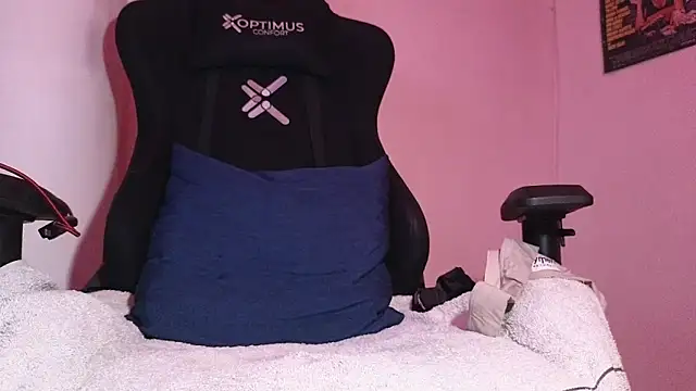 Luan_Goon Adlı Modelin Canlı XXX Sohbeti