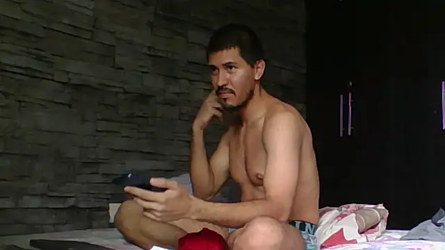 Sexylatin64 Adlı Modelin Canlı XXX Sohbeti